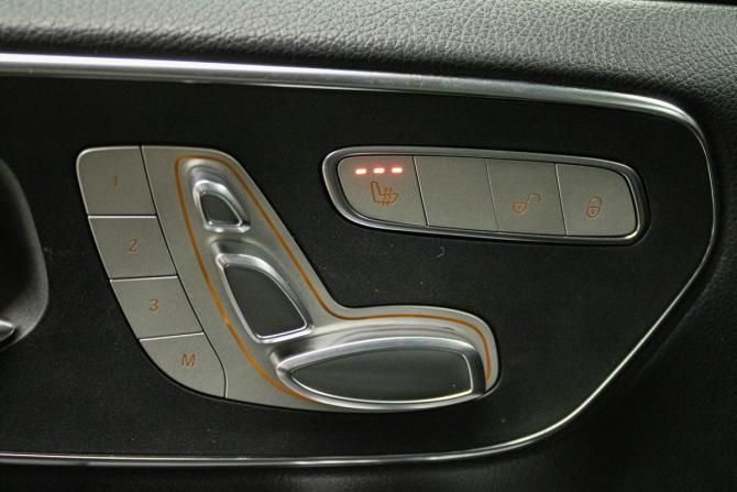 Mercedes-Benz V-Класс III (W447) с пробегом 2015 года, цена 4 099 000 рублей, 212680 км, минивэн, Автокод Объявления