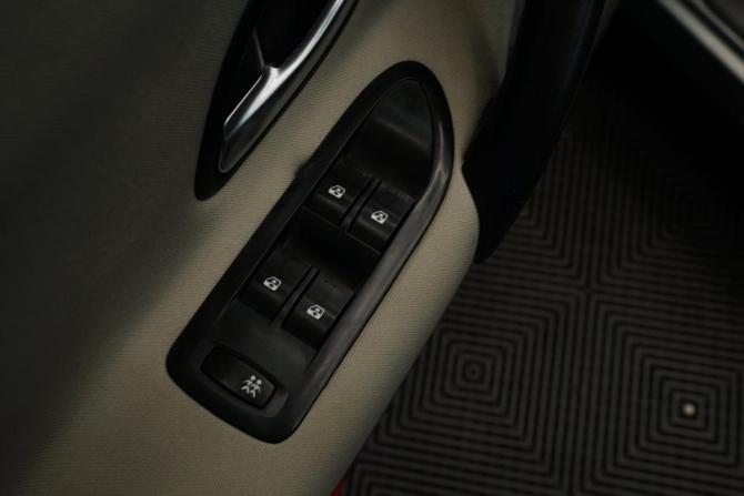Renault Laguna II с пробегом 2002 года, цена 389 000 рублей, 278005 км, лифтбек, Автокод Объявления