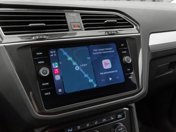 Volkswagen Tiguan II с пробегом 2019 года, цена 2 200 000 рублей, 100253 км, внедорожник, Автокод Объявления