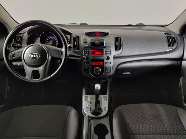 Kia Cerato II с пробегом 2010 года, цена 750 000 рублей, 181126 км, седан, Автокод Объявления