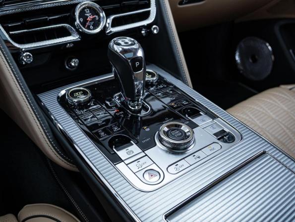 Bentley Flying Spur III с пробегом 2021 года, цена 17 550 000 рублей, 60522 км, седан, Автокод Объявления