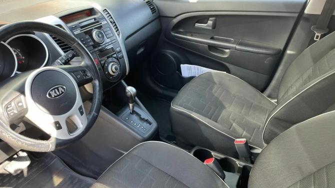 Kia Venga I с пробегом 2013 года, цена 930 000 рублей, 124318 км, минивэн, Автокод Объявления