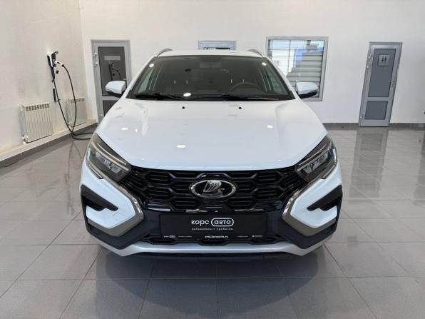 Lada (ВАЗ) Vesta I Рестайлинг (NG) с пробегом 2024 года, цена 1 600 000 рублей, 6060 км, универсал, Автокод Объявления