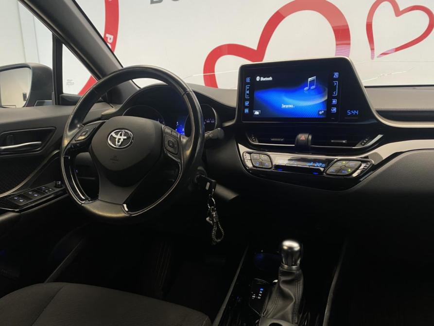 Toyota C-HR I Москва  - изображение 10
