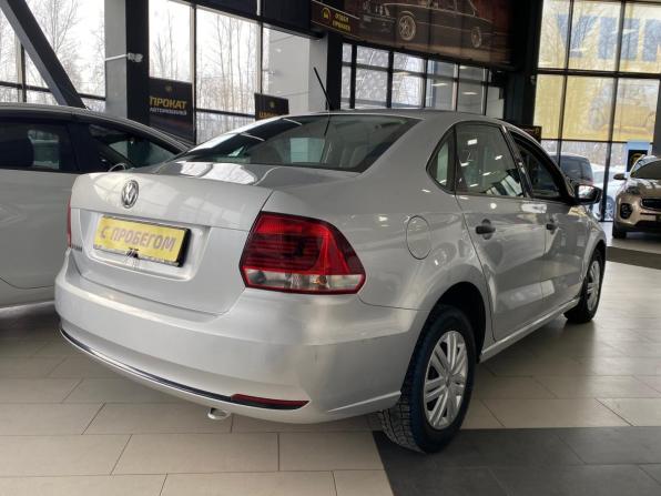Volkswagen Polo V Рестайлинг с пробегом 2016 года, цена 930 000 рублей, 100000 км, седан, Автокод Объявления