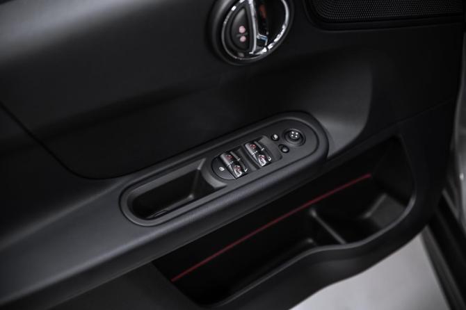 Новый Mini Countryman II Рестайлинг 2024 года, цена 3 700 000 рублей, внедорожник, Автокод Объявления