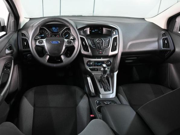 Ford Focus III с пробегом 2013 года, цена 885 000 рублей, 113442 км, седан, Автокод Объявления