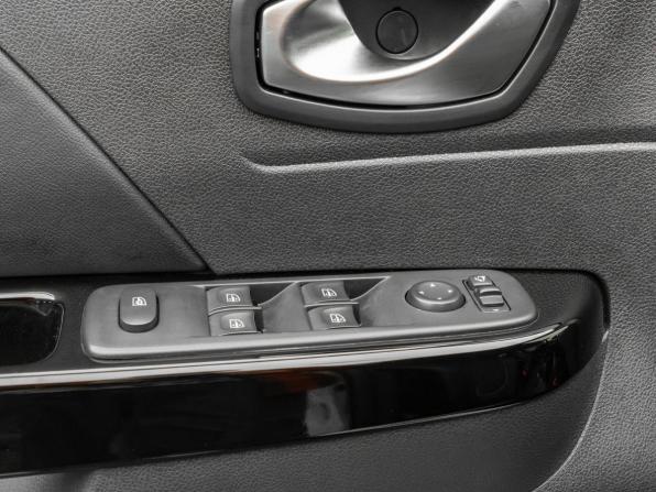 Renault Kaptur I Рестайлинг с пробегом 2020 года, цена 1 890 000 рублей, 89118 км, внедорожник, Автокод Объявления