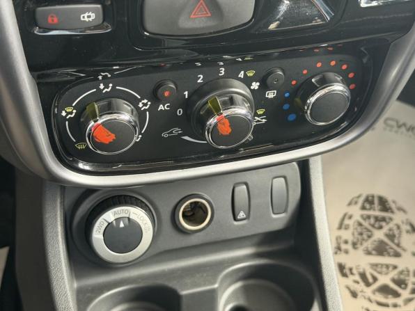 Renault Duster I с пробегом 2013 года, цена 1 100 000 рублей, 161561 км, внедорожник, Автокод Объявления