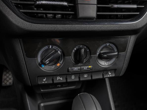 Volkswagen Polo VI с пробегом 2021 года, цена 1 585 000 рублей, 154542 км, лифтбек, Автокод Объявления
