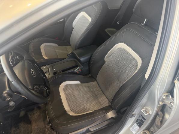 Kia Ceed II с пробегом 2013 года, цена 1 425 000 рублей, 143825 км, хэтчбек, Автокод Объявления
