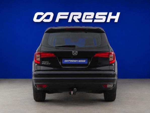 Honda Pilot III с пробегом 2016 года, цена 2 099 077 рублей, 185137 км, внедорожник, Автокод Объявления