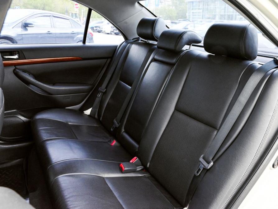 Toyota Avensis II Рестайлинг Екатеринбург  - изображение 17