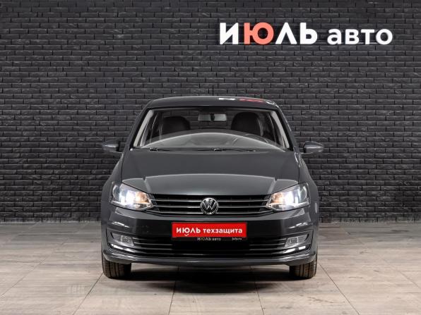 Volkswagen Polo V Рестайлинг с пробегом 2017 года, цена 1 250 000 рублей, 38204 км, седан, Автокод Объявления