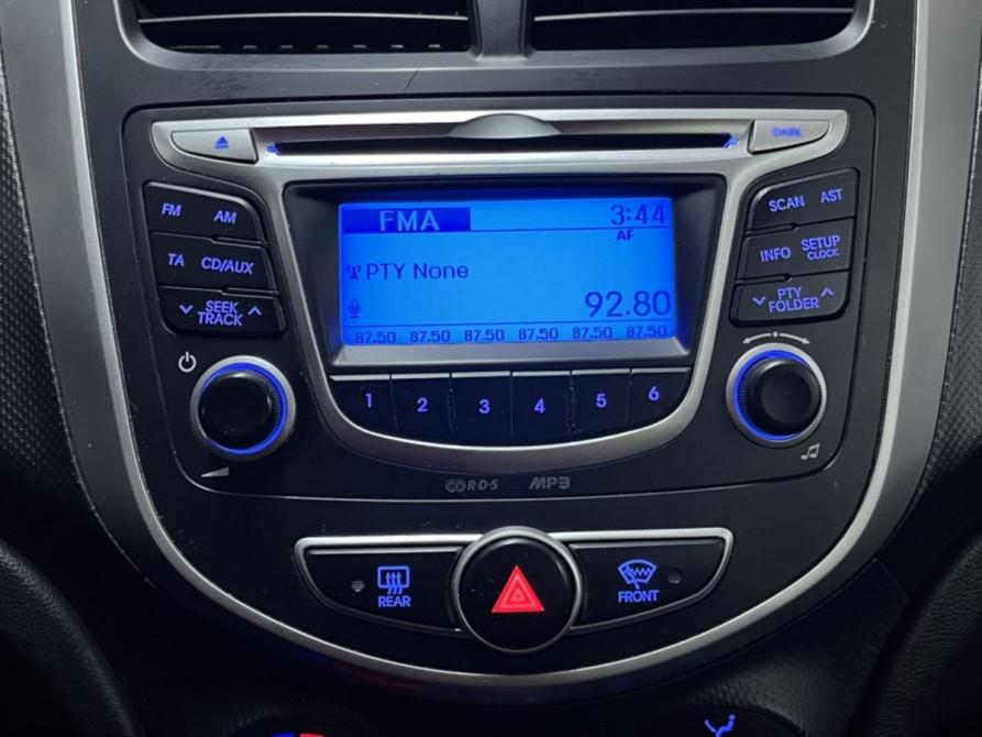 Hyundai Solaris I Курск  - изображение 12