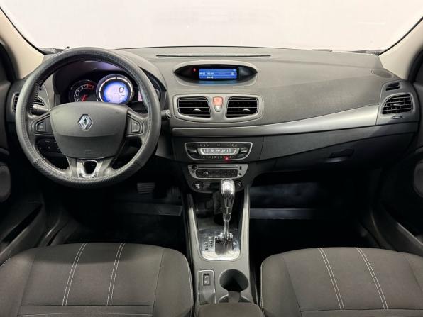 Renault Fluence I Рестайлинг с пробегом 2016 года, цена 720 000 рублей, 180136 км, седан, Автокод Объявления