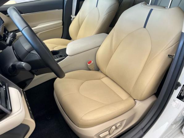 Toyota Camry VIII (XV70) Рестайлинг с пробегом 2022 года, цена 2 835 000 рублей, 27071 км, седан, Автокод Объявления