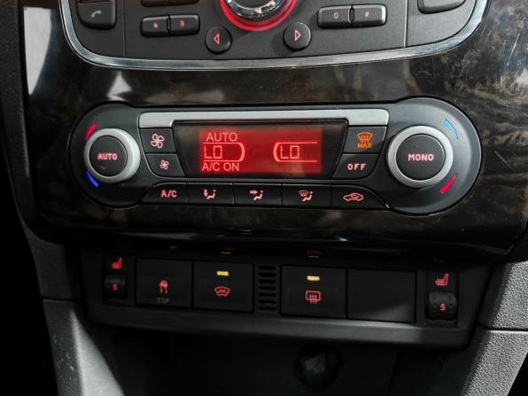 Ford Focus II с пробегом 2007 года, цена 319 000 рублей, 305502 км, седан, Автокод Объявления