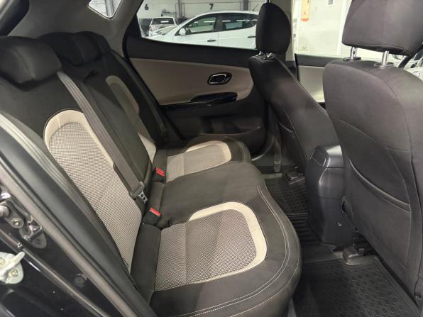 Kia Ceed II с пробегом 2013 года, цена 1 047 000 рублей, 218171 км, хэтчбек, Автокод Объявления