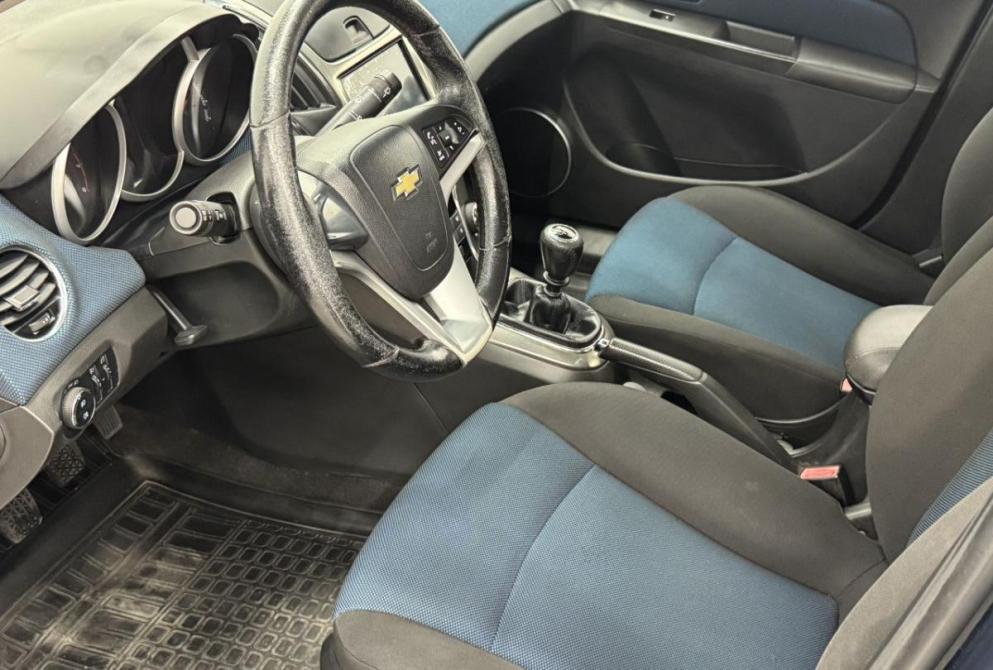 Chevrolet Cruze I Рестайлинг Екатеринбург  - изображение 11