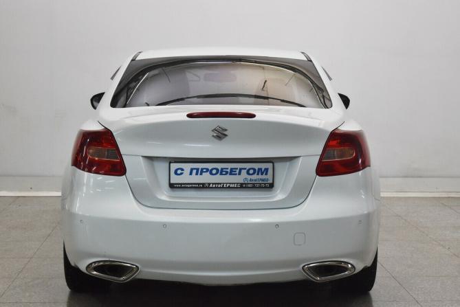 Suzuki Kizashi с пробегом 2011 года, цена 1 300 000 рублей, 229414 км, седан, Автокод Объявления