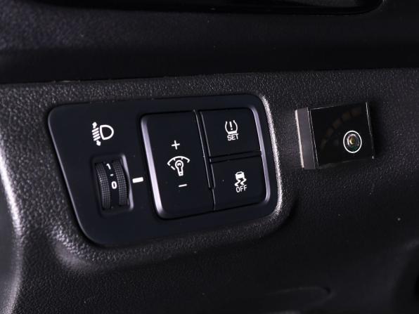Hyundai Solaris II Рестайлинг с пробегом 2021 года, цена 1 340 000 рублей, 189790 км, седан, Автокод Объявления