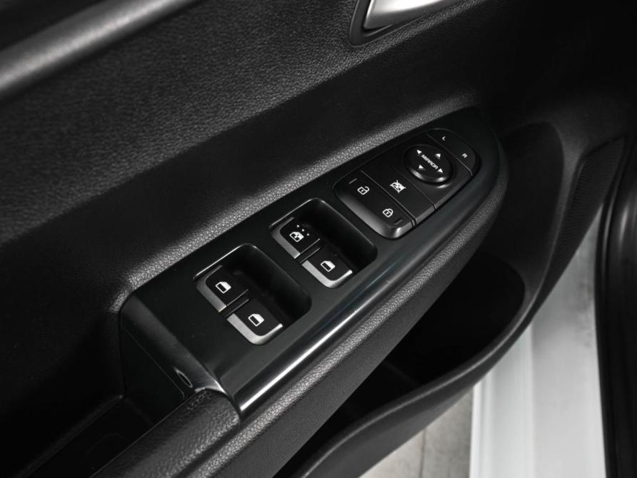 Kia Rio IV Ростов-на-Дону  - изображение 16
