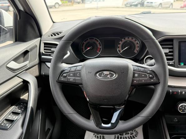 Lada (ВАЗ) Vesta I Рестайлинг (NG) с пробегом 2024 года, цена 1 350 000 рублей, 13023 км, седан, Автокод Объявления