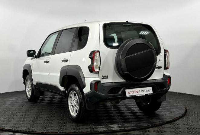 Lada (ВАЗ) Niva Travel I с пробегом 2023 года, цена 1 175 000 рублей, 22532 км, внедорожник, Автокод Объявления