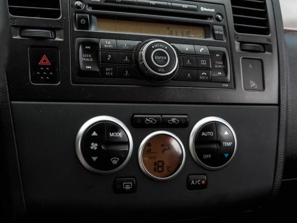 Nissan Tiida I с пробегом 2008 года, цена 630 000 рублей, 137345 км, хэтчбек, Автокод Объявления