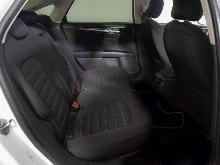 Ford Mondeo V Москва  - изображение 11