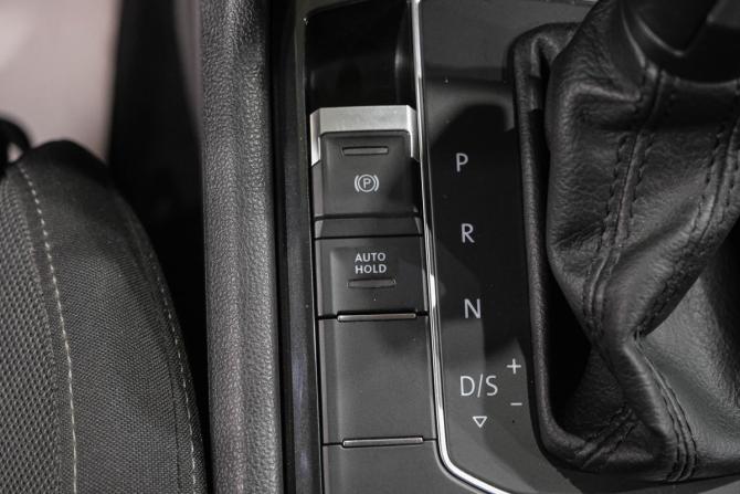 Volkswagen Tiguan II с пробегом 2019 года, цена 3 249 000 рублей, 75917 км, внедорожник, Автокод Объявления