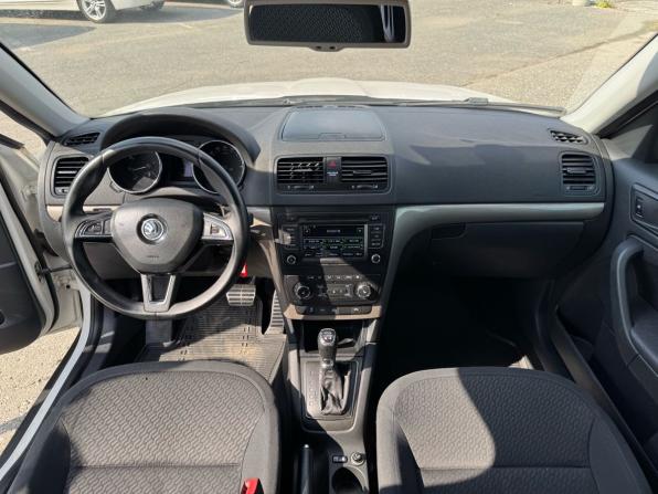 Skoda Yeti I Рестайлинг с пробегом 2014 года, цена 1 150 000 рублей, 147429 км, внедорожник, Автокод Объявления