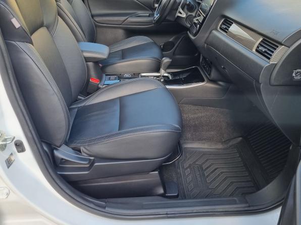 Mitsubishi Outlander III Рестайлинг 3 с пробегом 2020 года, цена 2 990 000 рублей, 78522 км, внедорожник, Автокод Объявления