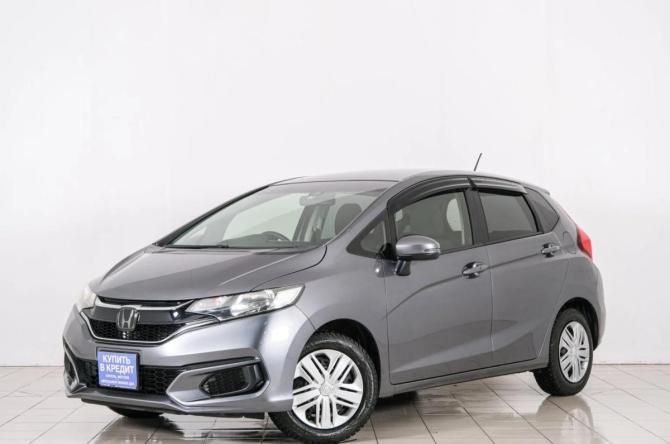 Honda Fit III Рестайлинг с пробегом 2019 года, цена 1 349 000 рублей, 18584 км, хэтчбек, Автокод Объявления