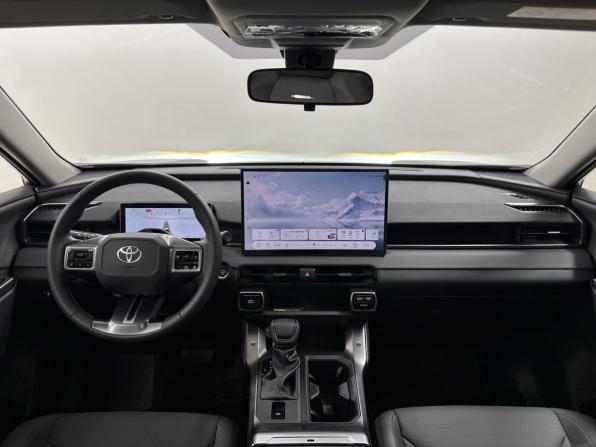 Toyota RAV4 VI (XA60) с пробегом 2026 года, цена 4 600 000 рублей, 25 км, внедорожник, Автокод Объявления