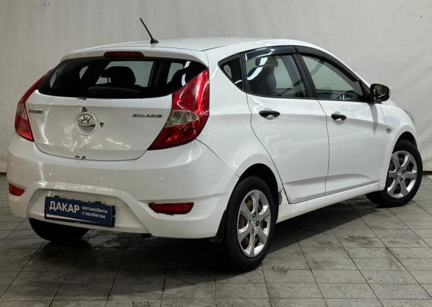 Hyundai Solaris I с пробегом 2013 года, цена 650 000 рублей, 135000 км, хэтчбек, Автокод Объявления