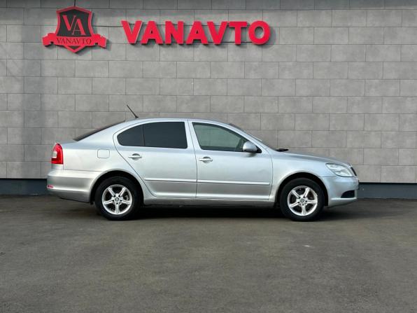 Skoda Octavia II (A5) Рестайлинг с пробегом 2012 года, цена 870 000 рублей, 158303 км, лифтбек, Автокод Объявления