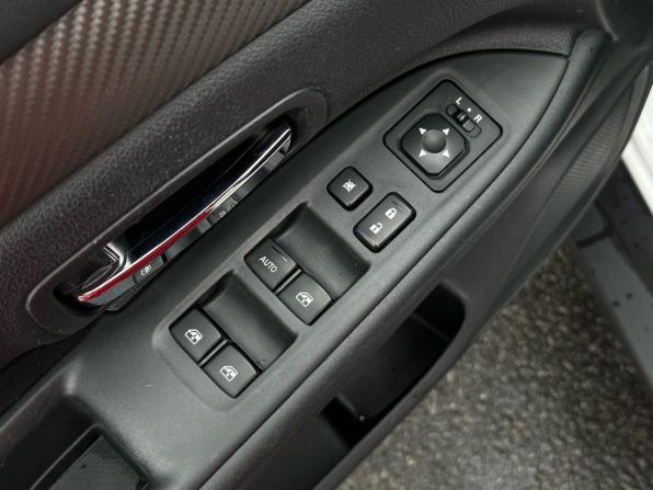 Mitsubishi Outlander III Рестайлинг 2 с пробегом 2018 года, цена 2 045 000 рублей, 77837 км, внедорожник, Автокод Объявления