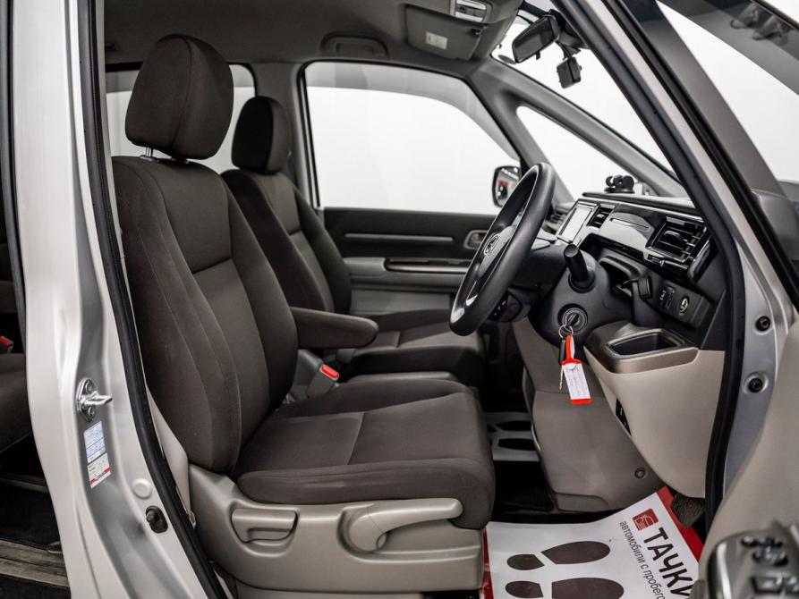 Honda Stepwgn V Рестайлинг Красноярск  - изображение 6