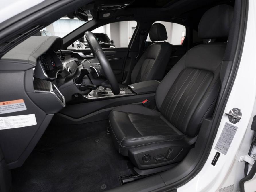 Audi A6 V (C8) Москва  - изображение 9