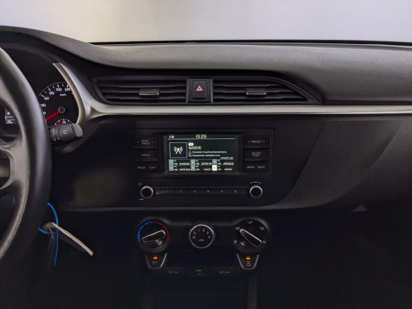 Kia Rio IV Рестайлинг с пробегом 2021 года, цена 1 750 000 рублей, 93397 км, хэтчбек, Автокод Объявления