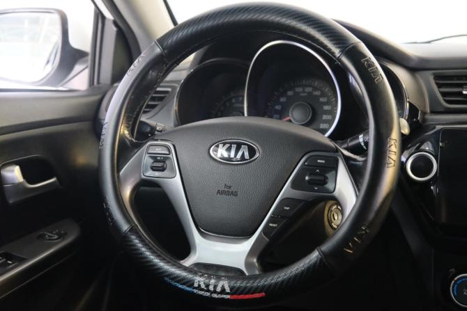 Kia Rio III Рестайлинг с пробегом 2016 года, цена 999 000 рублей, 141500 км, седан, Автокод Объявления
