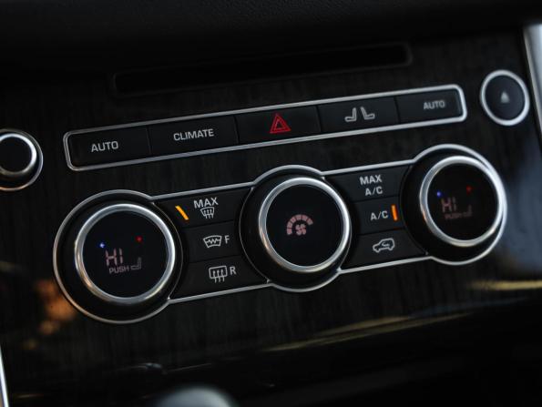 Land Rover Range Rover Sport II с пробегом 2015 года, цена 2 749 000 рублей, 153194 км, внедорожник, Автокод Объявления