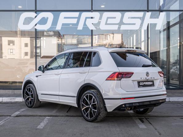 Volkswagen Tiguan II с пробегом 2017 года, цена 2 405 000 рублей, 174998 км, внедорожник, Автокод Объявления