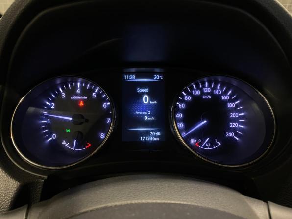Nissan Qashqai II с пробегом 2017 года, цена 1 650 000 рублей, 171235 км, внедорожник, Автокод Объявления