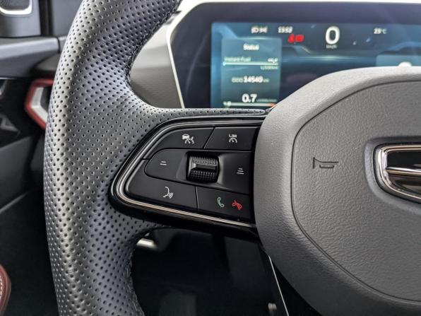Geely Coolray I Рестайлинг с пробегом 2024 года, цена 2 299 000 рублей, 14538 км, внедорожник, Автокод Объявления