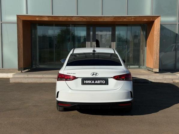 Hyundai Solaris II Рестайлинг с пробегом 2020 года, цена 990 000 рублей, 199815 км, седан, Автокод Объявления