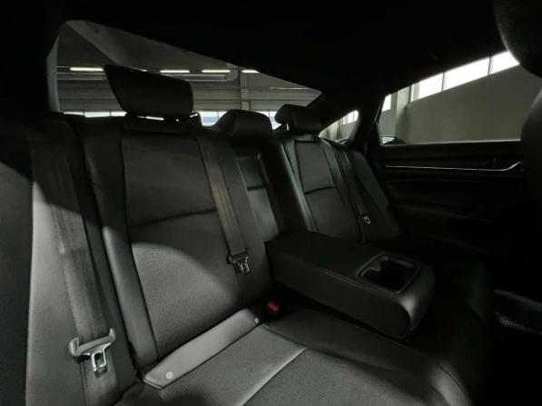 Honda Accord X Рестайлинг с пробегом 2021 года, цена 2 400 000 рублей, 79980 км, седан, Автокод Объявления