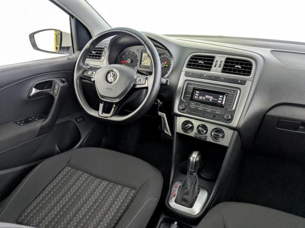 Volkswagen Polo V Рестайлинг с пробегом 2020 года, цена 1 549 000 рублей, 48399 км, седан, Автокод Объявления